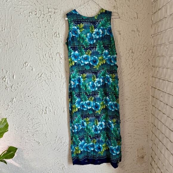 R&K Dresses & Skirts - Vintage R&K Blue and Green Floral Maxi Dress